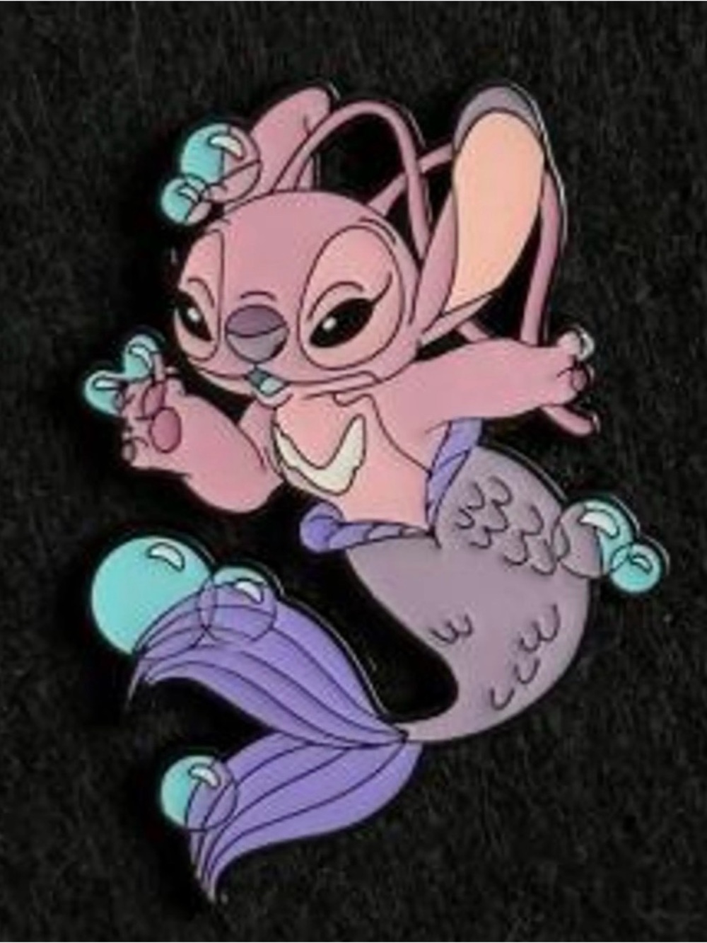 Loungefly Pin